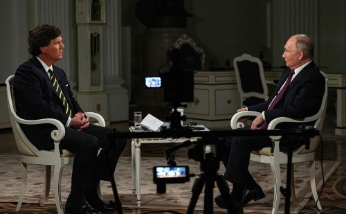  1 миллиард просмотров набрало интервью нашего Президента Такеру Карлсону.